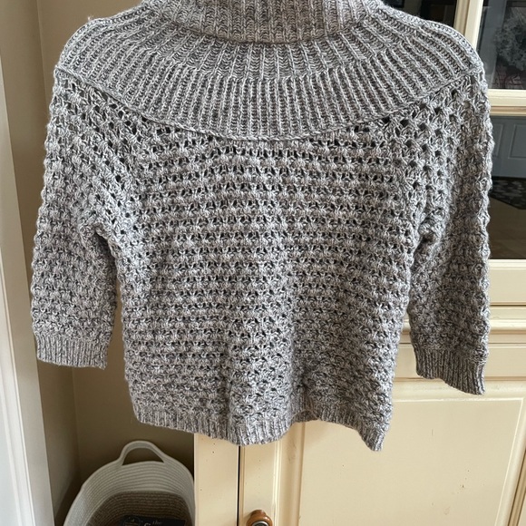 Ann Taylor Petites-Med. Gray Knit Sweater/ Cropped Cardigan - Picture 3 of 5